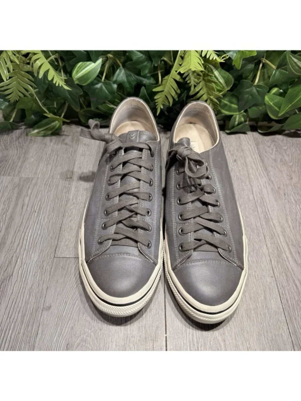 John Varvatos 315 Vulc Low Leather Sneakers Men's 13  Gray